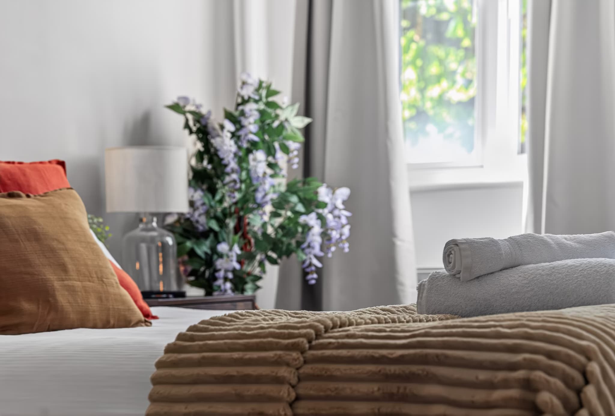 Room in the Brixton 2-bed serviced apartment