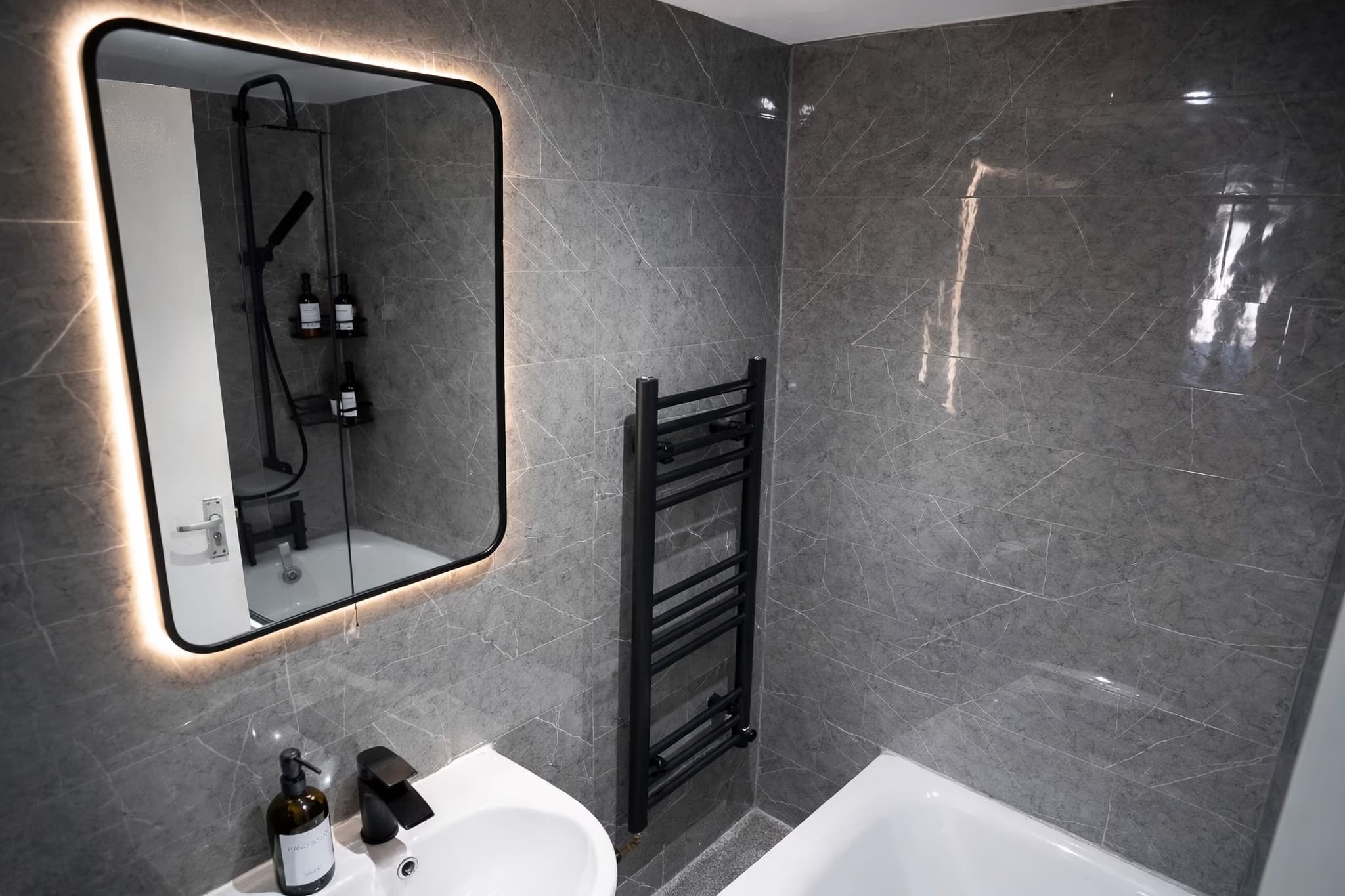 Bathroom of the Paddington serviced apartment